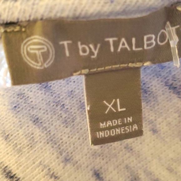 T by Talbots light blue sweater Size XL - Picture 14 of 17